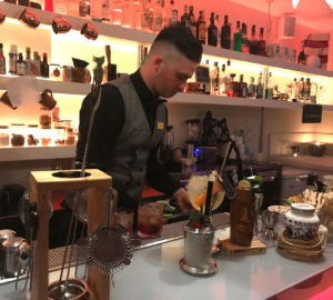 Aperitivo a Napoli: Tutti pazzi per i cocktail e taglieri di qualità del Pacù 