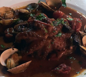 Ristorante Transatlantico: suggestivo locale ai piedi del Castel dell’Ovo