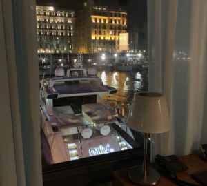 Ristorante Transatlantico: suggestivo locale ai piedi del Castel dell’Ovo