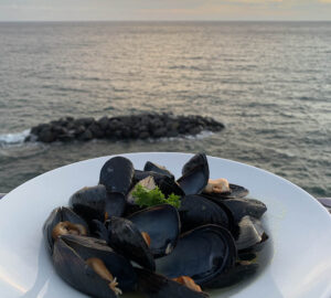 Deus Neptunus: i colori del mare fuori e dentro al piatto