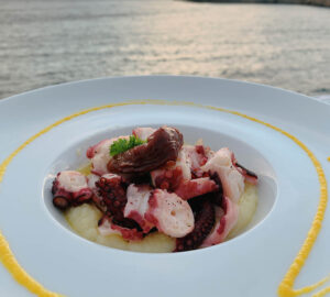 Deus Neptunus: i colori del mare fuori e dentro al piatto