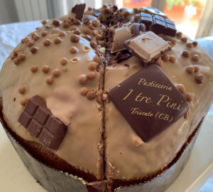 Un Natale con il Panettone Porcelloso: Pasticceria I Tre Pini 