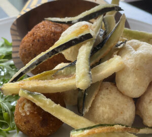 Rinomato: ristorante e pizzeria che racconta la tradizione napoletana 