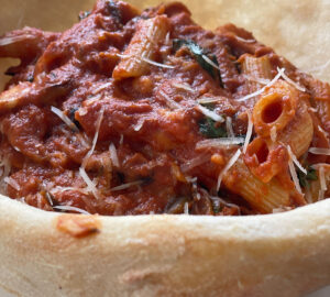 Rinomato: ristorante e pizzeria che racconta la tradizione napoletana 