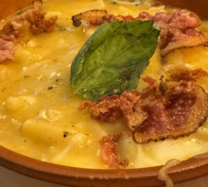 Tre sorsi wine bar: Aperitivo e Cena di qualità a Frattamaggiore