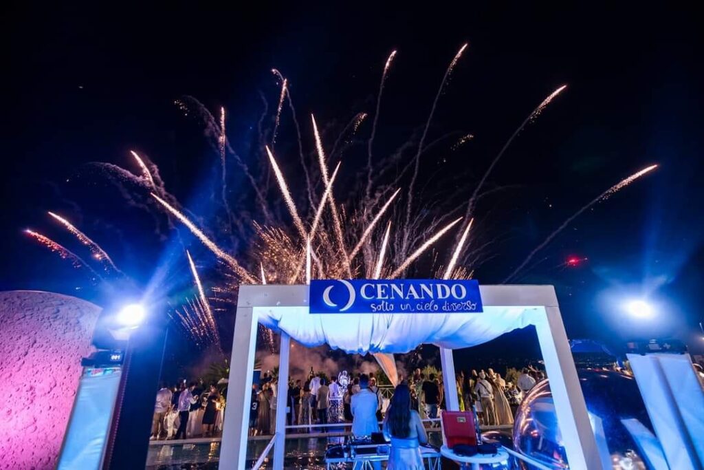 Cenando sotto un cielo diverso